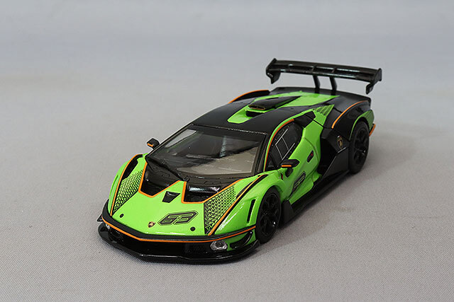HUNG HING TOYS 1/64 ランボルギーニ エッセンサ SCV12 (Verde