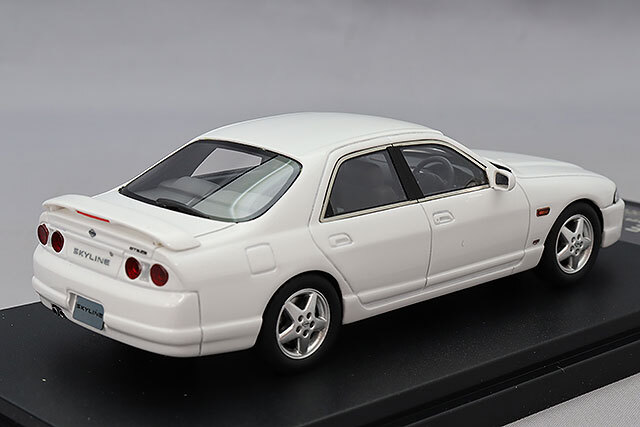 1/43 Hi-Story スカイライン 25GT TURBO 1998 白 1/43 Hi-Story スカイライン 25GT TURBO 1998 白 1/43 Hi-Story