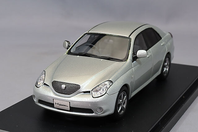 ハイストーリー 1/43 トヨタ ヴェロッサ VR25 2001 シルバーメタリック