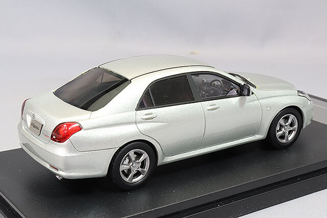 ハイストーリー 1/43 トヨタ ヴェロッサ VR25 2001 シルバーメタリック