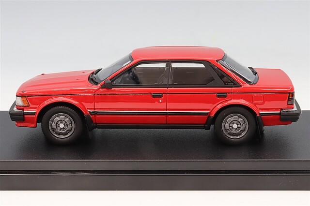 ハイストーリー 1/43 日産 ブルーバード 4ドア ハードトップ ターボ