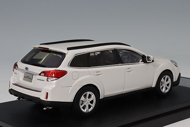 SUBARU レガシィ　B4　アウトバック 1/43スケール 3台セット Hi-Story 2022年11月発売予定新製品をご案内します。 | 株式会社