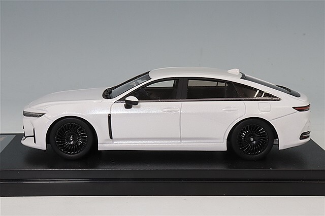 ハイストーリー 1/43 トヨタ クラウン Z ブラックパッケージ (2024