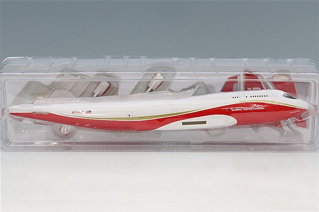 ホーガンウィングス スナップフィット 1/200 ボーイング 747-400BCF
