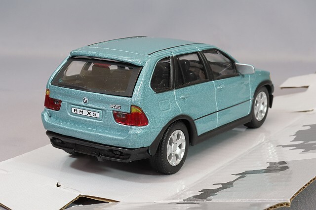 カララマ 1/43 BMW X5 ブルーグリーン
