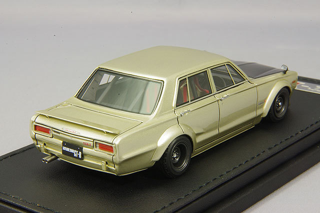 イグニッションモデル 1/43 日産 スカイライン 2000 GT-R PGC10 セミ 