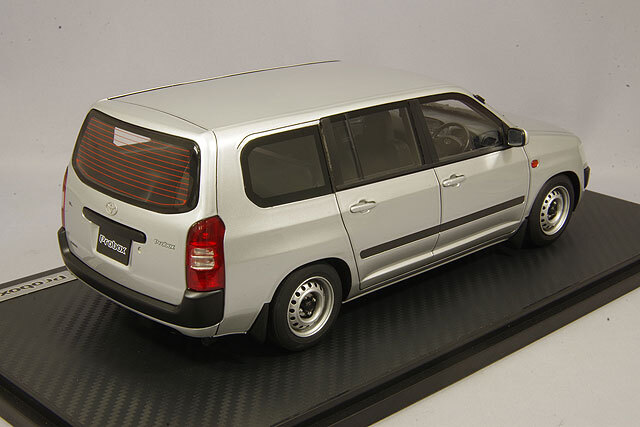 イグニッションモデル 1/18 トヨタ プロボックス GL NCP51V シルバー 