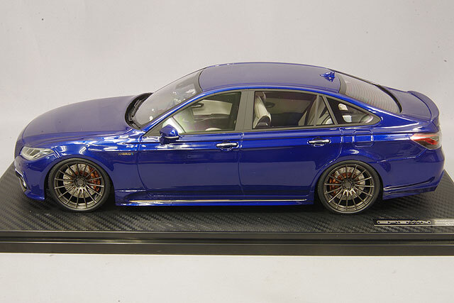 イグニッションモデル 1/18 トヨタ クラウン (220) 3.5L RS アドバンス 
