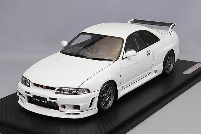 イグニッションモデル 1/18 日産 スカイライン GT-R (BCNR33) ホワイト 