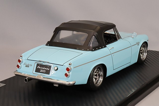 1/18 フェアレディ2000 DATSUN Fairlady 2000 (SR311) LightBlue  