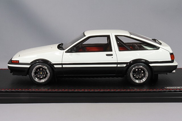 海外並行品 イグニッションモデル 1/18 トヨタ スプリンター トレノ 3 