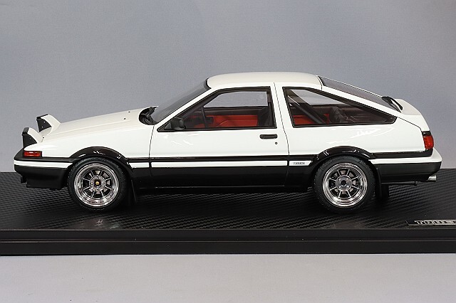 イグニッションモデル 1/18 トヨタ スプリンター トレノ 3ドア GT Apex 