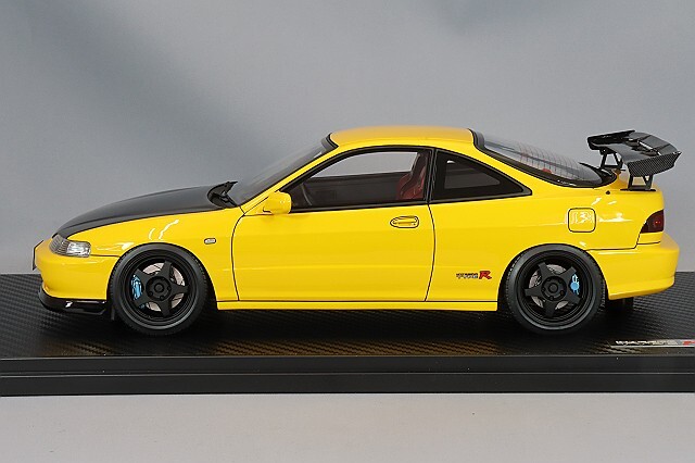 イグニッションモデル 1/18 ホンダ インテグラ (DC2) タイプR イエロー 