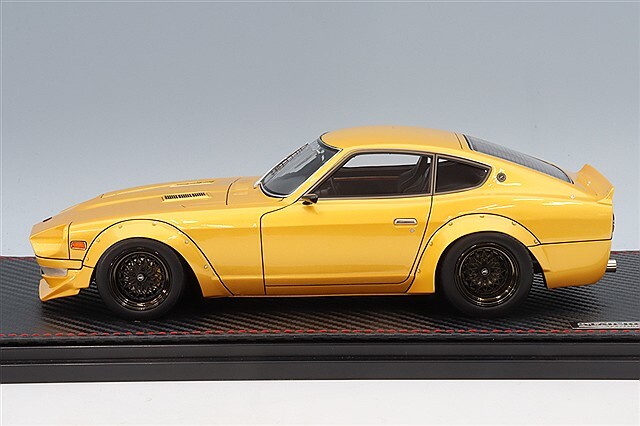 新品未展示品1/18 イグニッションモデル フェアレディZ(S30)スターロード イグニッションモデル 1/18 日産 フェアレディ Z (S30) スターロード