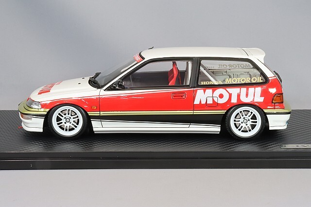 イグニッションモデル 1/18 ホンダ シビック (EF9) SiR ホワイト/レッド 