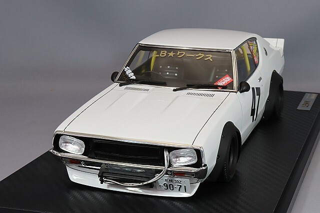 イグニッションモデル 1/18 LB-WORKS ケンメリ 2Dr ホワイト/深リム14 