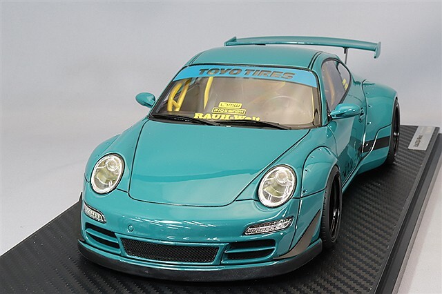 イグニッションモデル 1/18 RWB 997 グリーン/WORK M1タイプ18インチ  