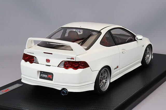 イグニッションモデル 1/18 ホンダ インテグラ (DC5) タイプR ホワイト  