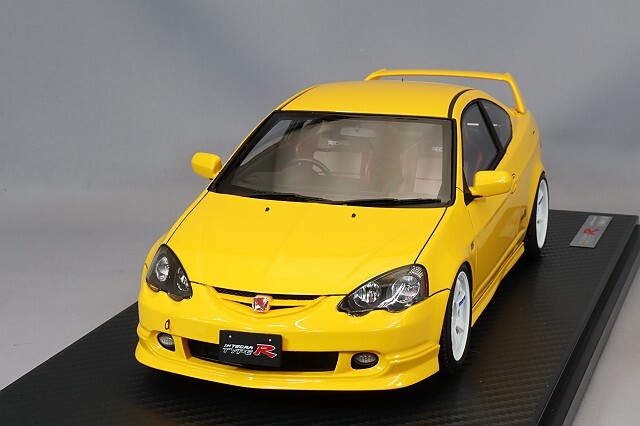 イグニッションモデル 1/18 ホンダ インテグラ (DC5) タイプR イエロー  