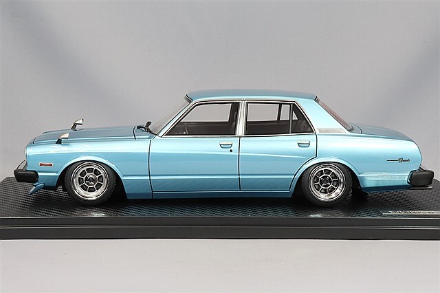 イグニッションモデル 1/18 トヨタ マークII セダン グランデ イグニッションモデル 1/18 トヨタ マークII セダン グランデ