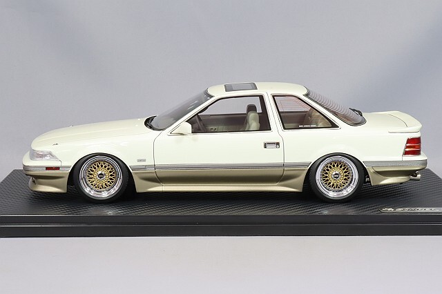 イグニッションモデル 1/18 トヨタ ソアラ (Z20) 3.0GT-リミテッド 