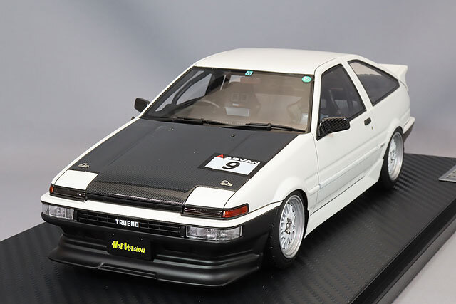 イグニッションモデル 1/18 トヨタ スプリンター トレノ (AE86
