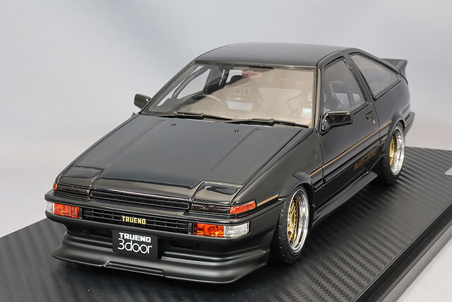 イグニッションモデル 1/18 トヨタ スプリンター トレノ (AE86) 3ドア  