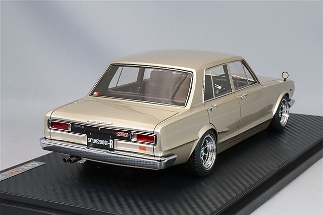 イグニッションモデル 1/18 日産 スカイライン 2000 GT-R (PGC10 