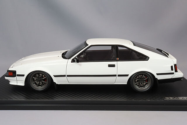 イグニッションモデル 1/18 トヨタ セリカ XX 2800GT (A60) ホワイト