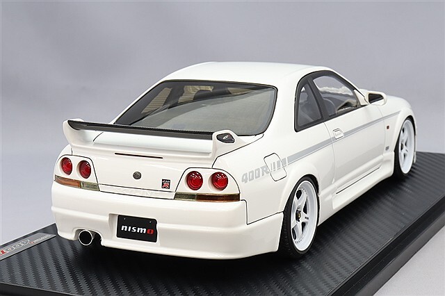 イグニッションモデル 1/18 ニスモ 400R (BCNR33) ダークグレー