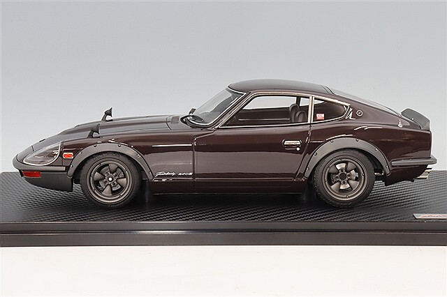 イグニッションモデル 1/18 日産 フェアレディ 240ZG (HS30) マルーン