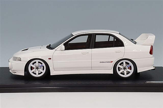自動車 CN9A イグニッションモデル 1/18 三菱 ランサー エボリューション IV