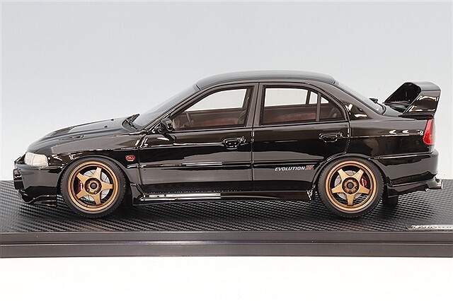 ランバリオン 1+1 MODEL 1:64 Lamborghini Terzo Millennio (7 Colours) – Horizon