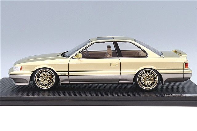 1/43　レパード改　アルティマ　F31　BBS-LM　アルミ製　深リム IG2215 1/43 Nissan Leopard 3.0 Ultima (F31) Blue/Silver