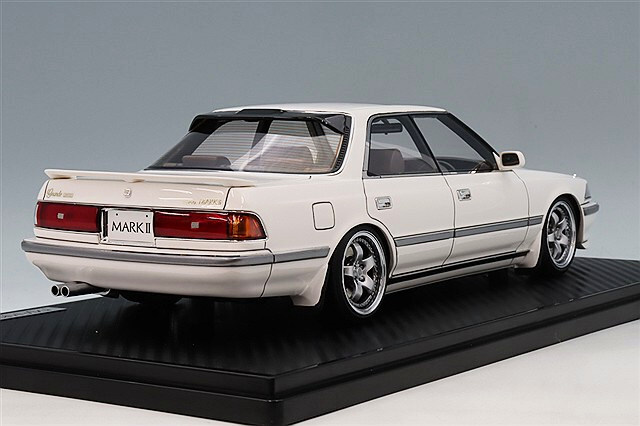 イグニッションモデル 1/18 トヨタ マークII 2.5 グランデ リミテッド