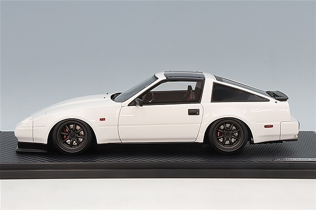 イグニッションモデル 1/18 日産 フェアレディ Z 2シーター 300ZR (Z31