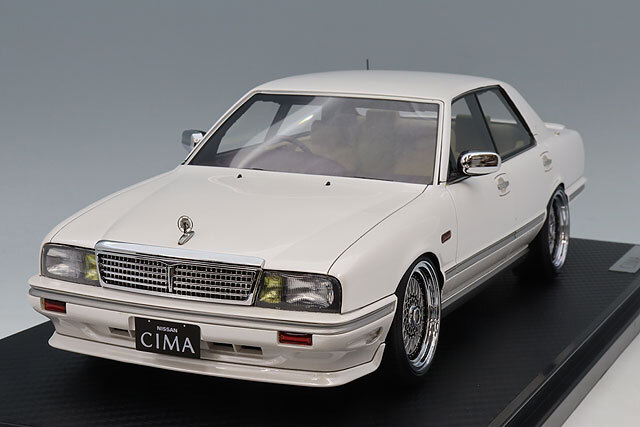 海外並行品 イグニッションモデル 1/18 日産 グロリア シーマ (Y31