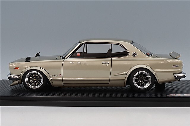 イグニッションモデル 1/18 日産 スカイライン 2000 GT-R (KPGC10