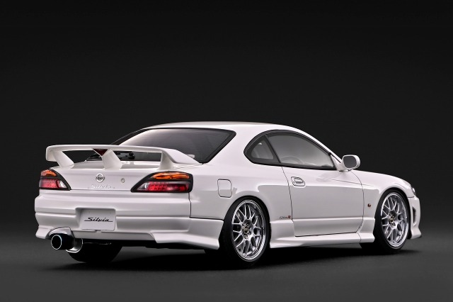 ☆予約品☆ イグニッションモデル 1/18 日産 シルビア spec R (S15
