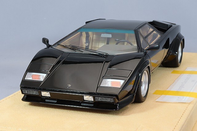 IDEA(イデア) 1/18 ランボルギーニ カウンタック LP5000 QV 1985 ブラック