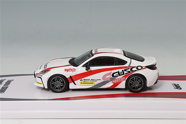 イノモデル 1/64 トヨタ GR86 Tuned by 