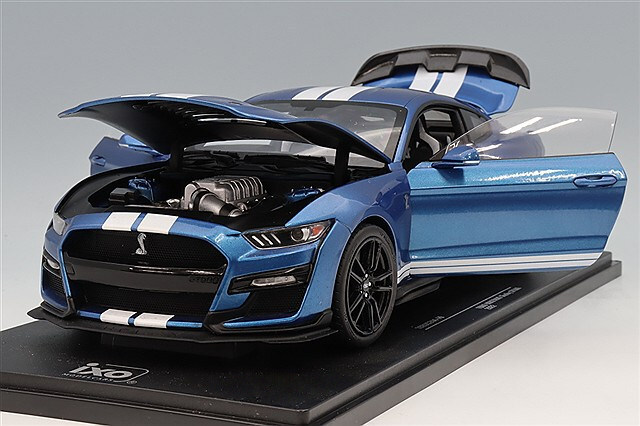 イクソ 1/18 フォード マスタング シェルビー GT500 2022 ブルーメタリック
