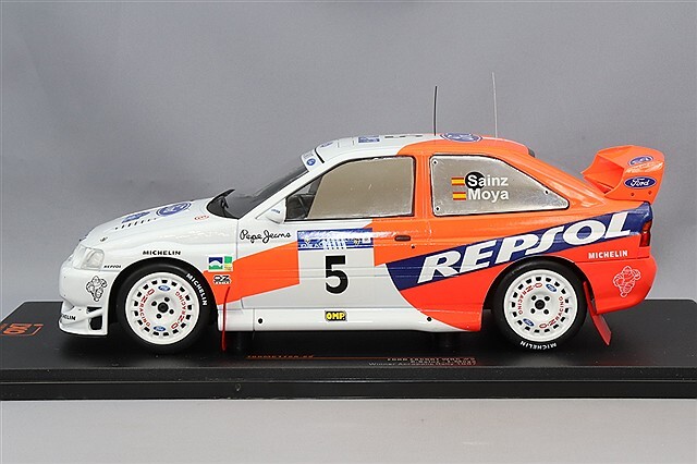 土曜日正午までの出品ixo1/18　wrcチームサポートカー 土曜日正午までの出品ixo1/18 wrcチームサポートカー 土曜日正午
