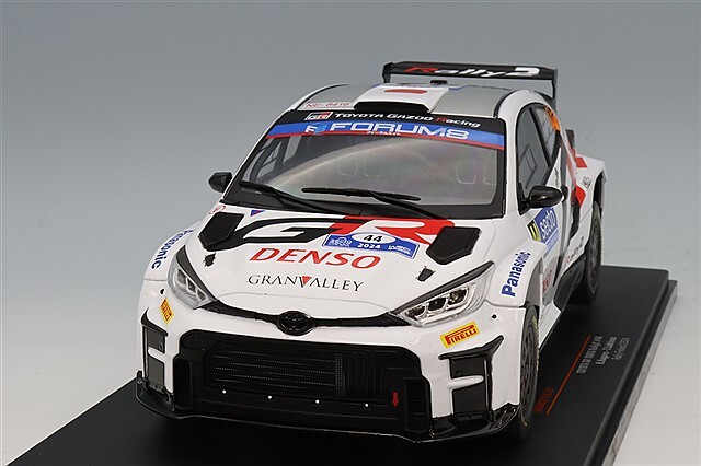 さるくまさん専用　オーソライズA R GRヤリス 2024マイナー後 美品 FUJITSUBO オーソライズA R GRヤリス 2024マイナー後 美品