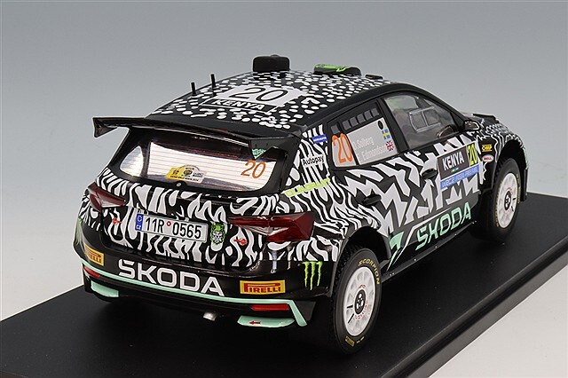 レア IXO シュコダ ファビア ラリー2 2023 N.グリヤジン直筆サイン入 レア IXO シュコダ ファビア ラリー2 2023 N.グリヤジン直筆