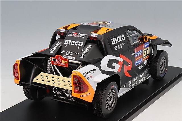 イクソ 1/18 トヨタ GR DKR ハイラックス Evo 2025 ダカール ラリー 2