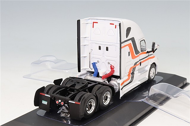 イクソ 1/64 フレイトライナー カスケディア 2018 ホワイト