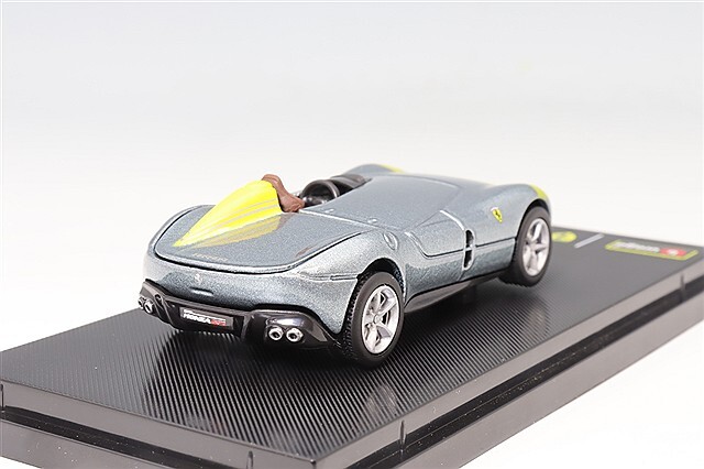ブラゴ 1/64 フェラーリ モンツァ SP1 シルバー
