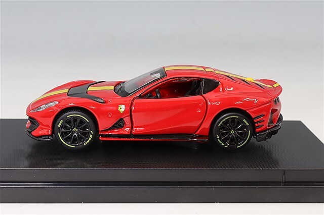 ブラゴ 1/64 フェラーリ 812 コンペティツィオーネ レッド