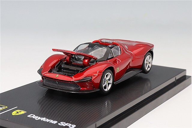 ブラゴ 1/64 フェラーリ デイトナ SP3 レッド